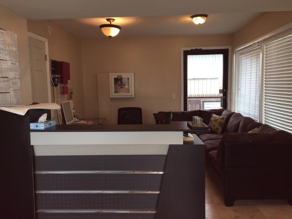 Hotel Charlee Sea Breeze Beach-Suites سيسايد هايتس المظهر الخارجي الصورة
