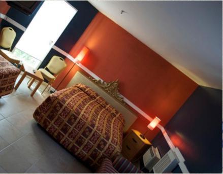 Hotel Charlee Sea Breeze Beach-Suites سيسايد هايتس الغرفة الصورة